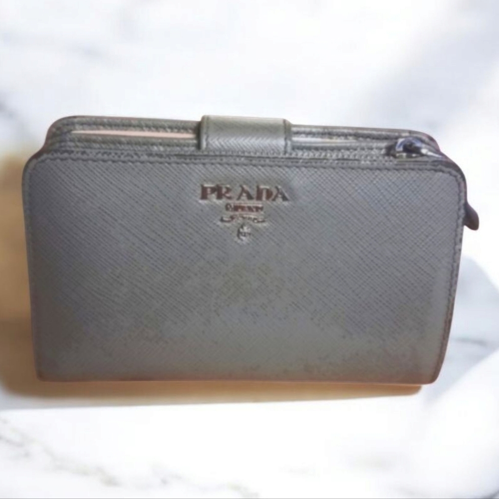 Prada Tri Color Saffiano Leather Wallet Greyish/Blue & Pink/Tan w/C.O. 🌸